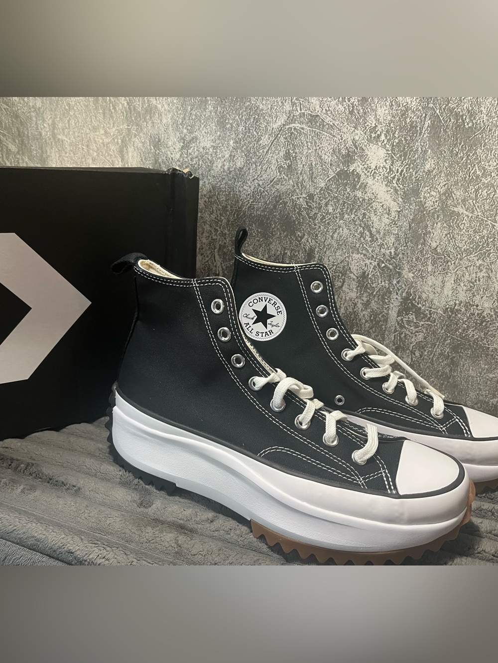 Converse Black and White Platform High-Top Sneakers m9.5 w11